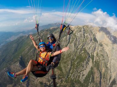 - VOLO IN PARAPENDIO