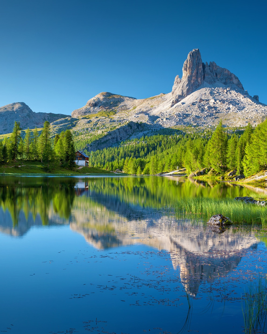 - ULTIMATE DOLOMITES EXPERIENCE